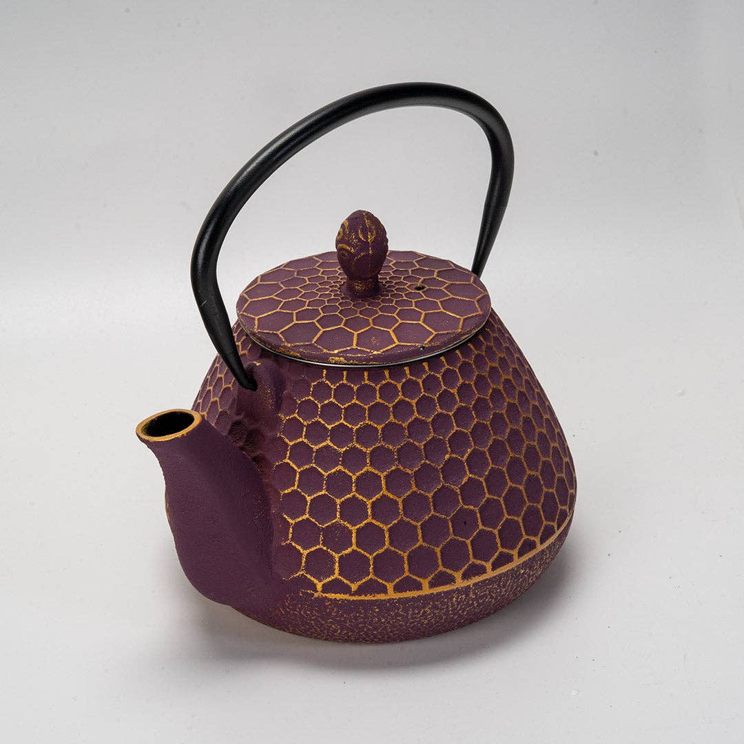 Purple Honeycomb Design 32oz Cast Iron Tea Pot