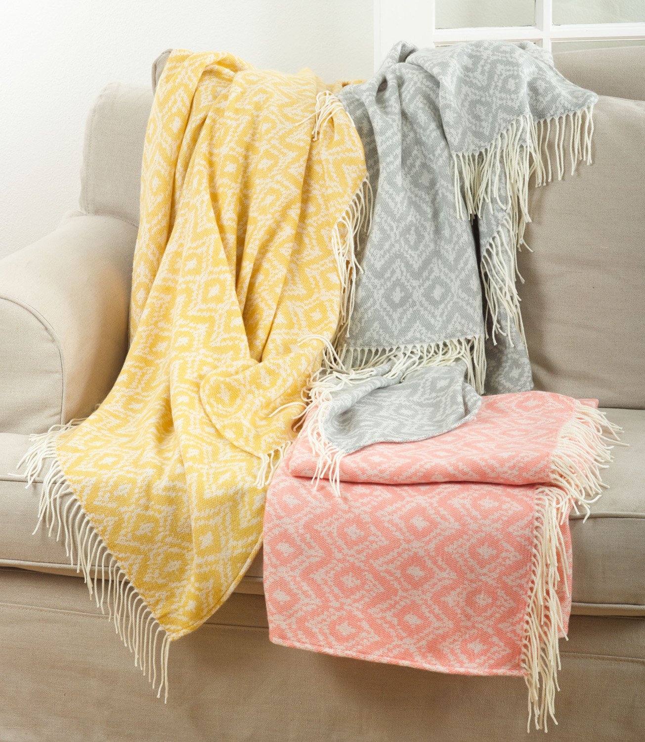 Fennco Styles Jacquard Design Tassels Cozy Throw Blanket, 50" x 60", 3 Colors