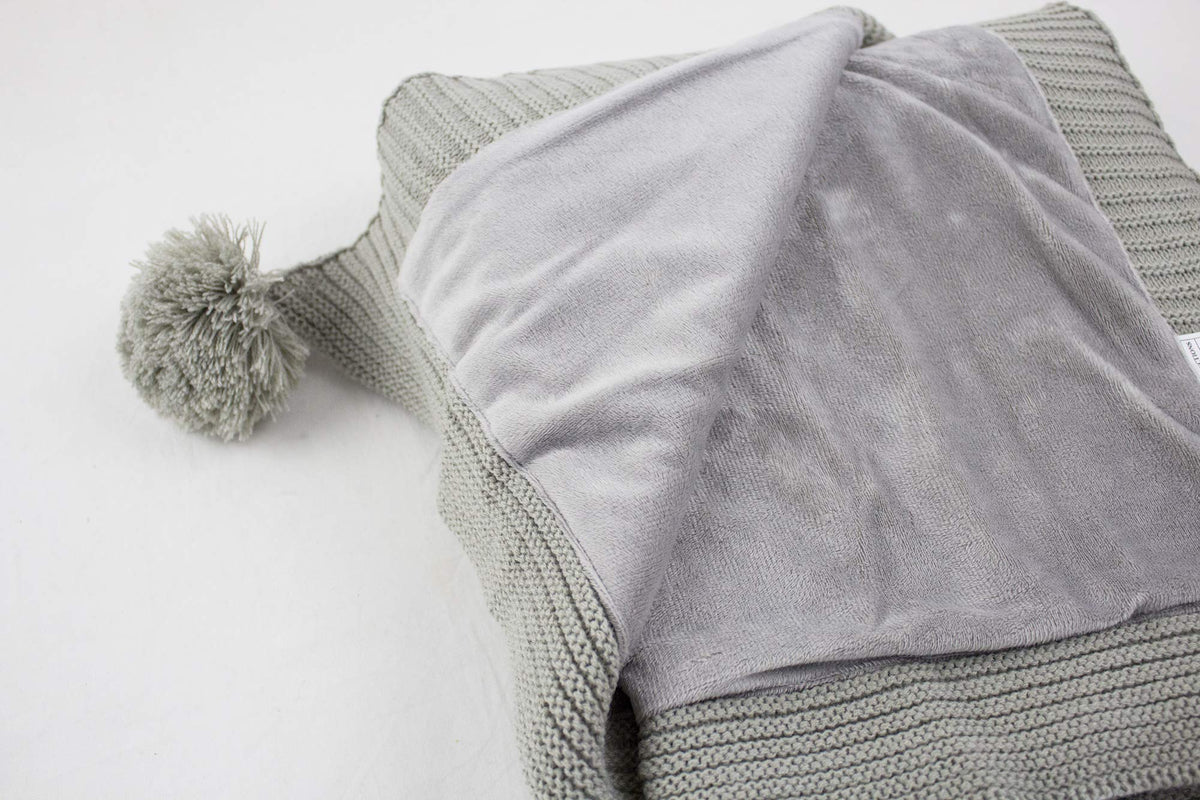 Luxe Faux Fur Cable Knit Reversible Pom Pom Cozy Throw Blanket, 50" x 60" (Grey)