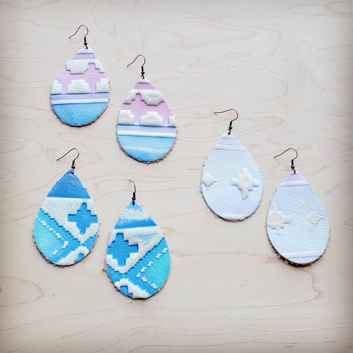 **Leather Teardrop Earring- Pastel Navajo 224y