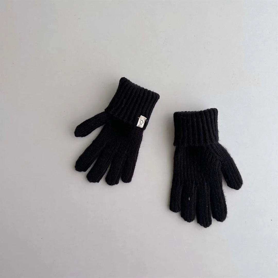 Korean Knitted Kids Hat, Scarf & Gloves Set – Autumn & Winter Baby Pullover Hat with Label for Ear, Neck & Hand Protection – Warm Children’s Winter Accessories
