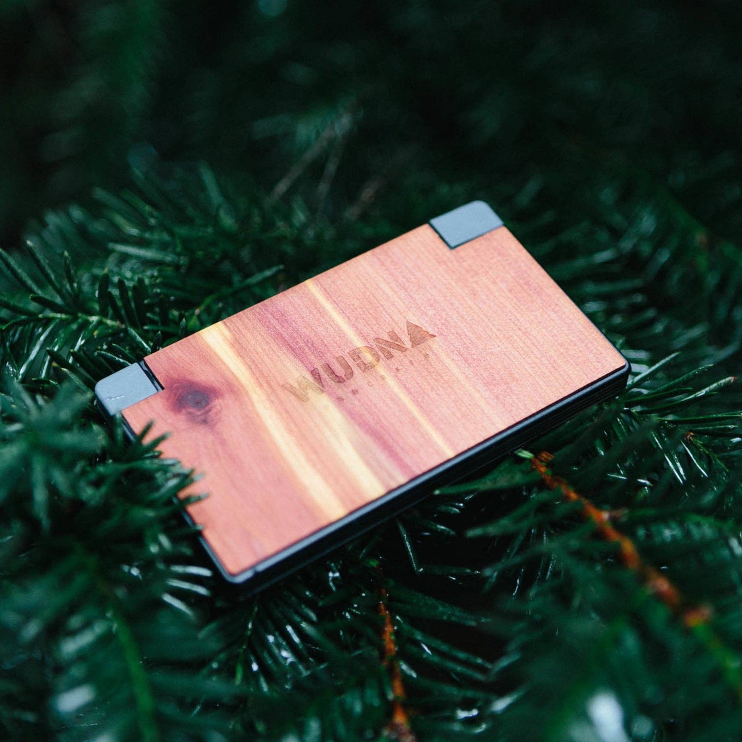 Slim Dual Wooden Power Bank – Ultra-Slim Portable Charger with Dual USB Output
