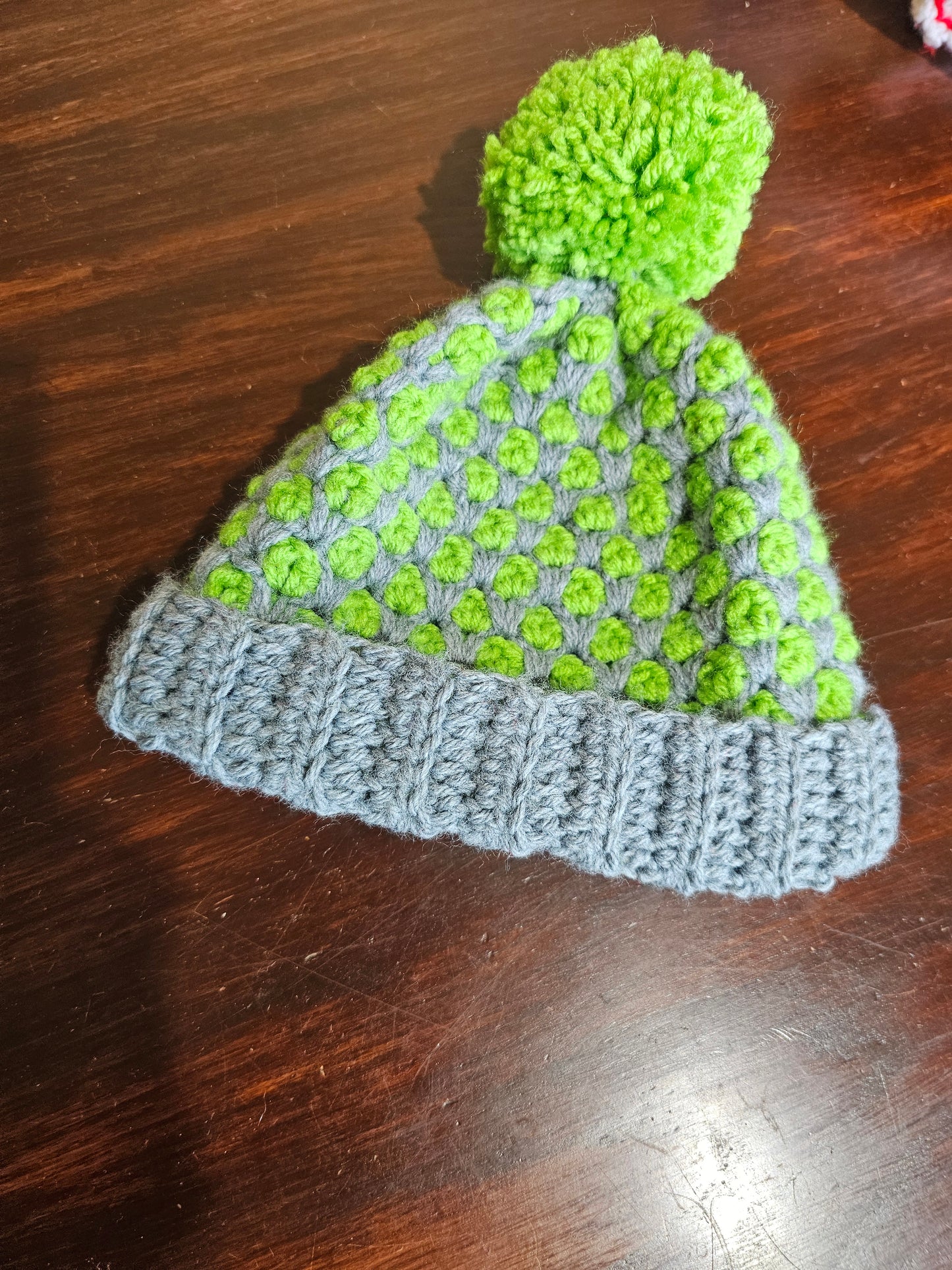 Pom Pom Beanie Diamond Mosaic Crochet