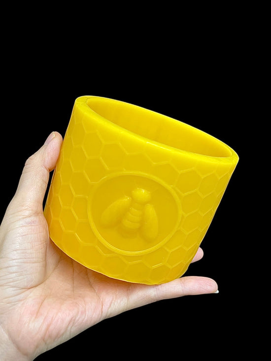 Pure beeswax luminary with tealights