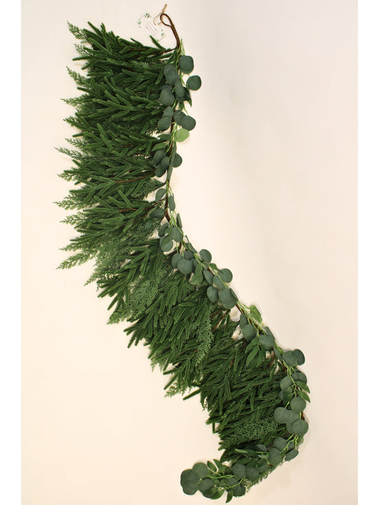 Artificial Cedar and Pine Garland, natural-look garland for seasonal home decorating