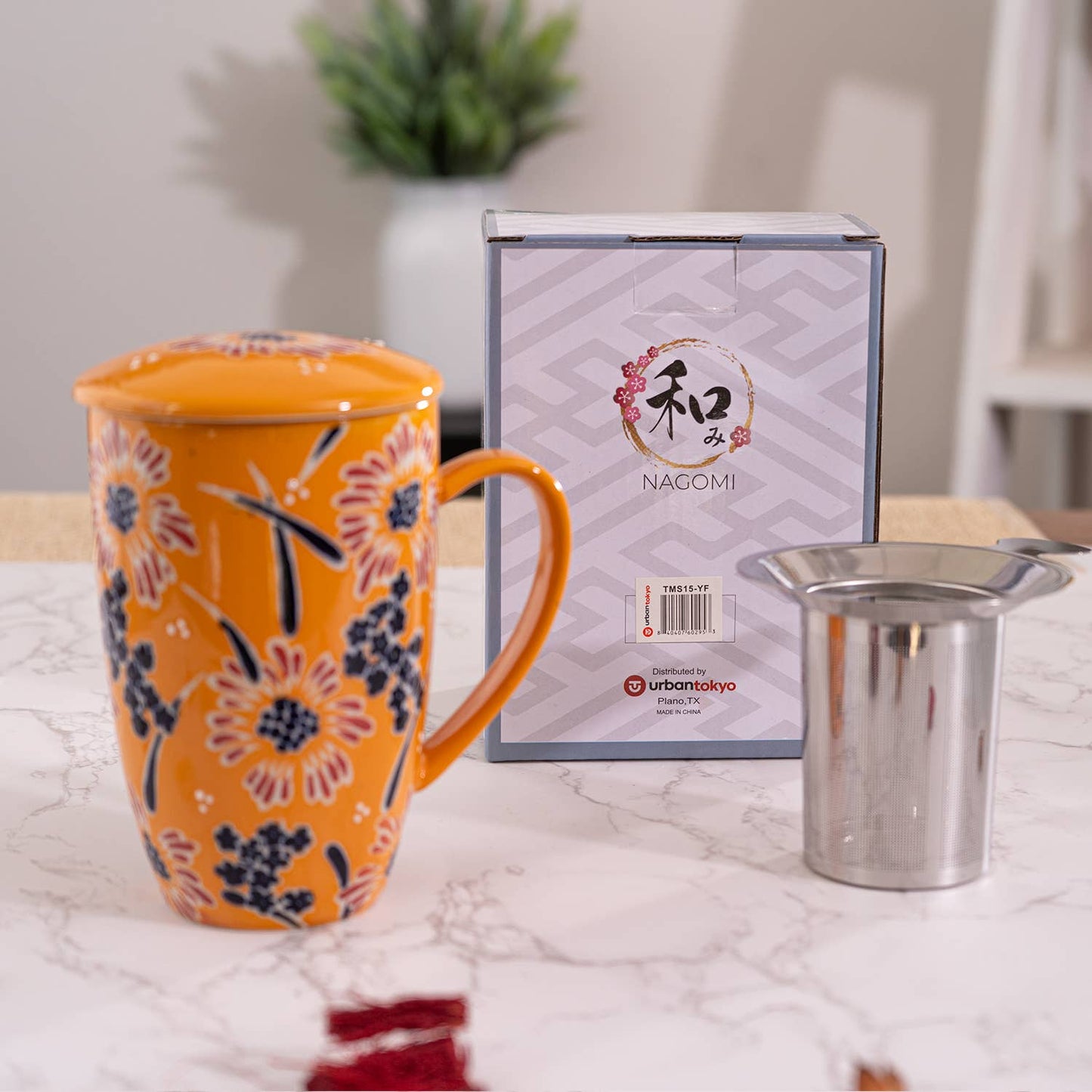 Yellow Flower Tea Mug with Lid & Infuser – 15 fl.oz. Porcelain Mug in Gift Box