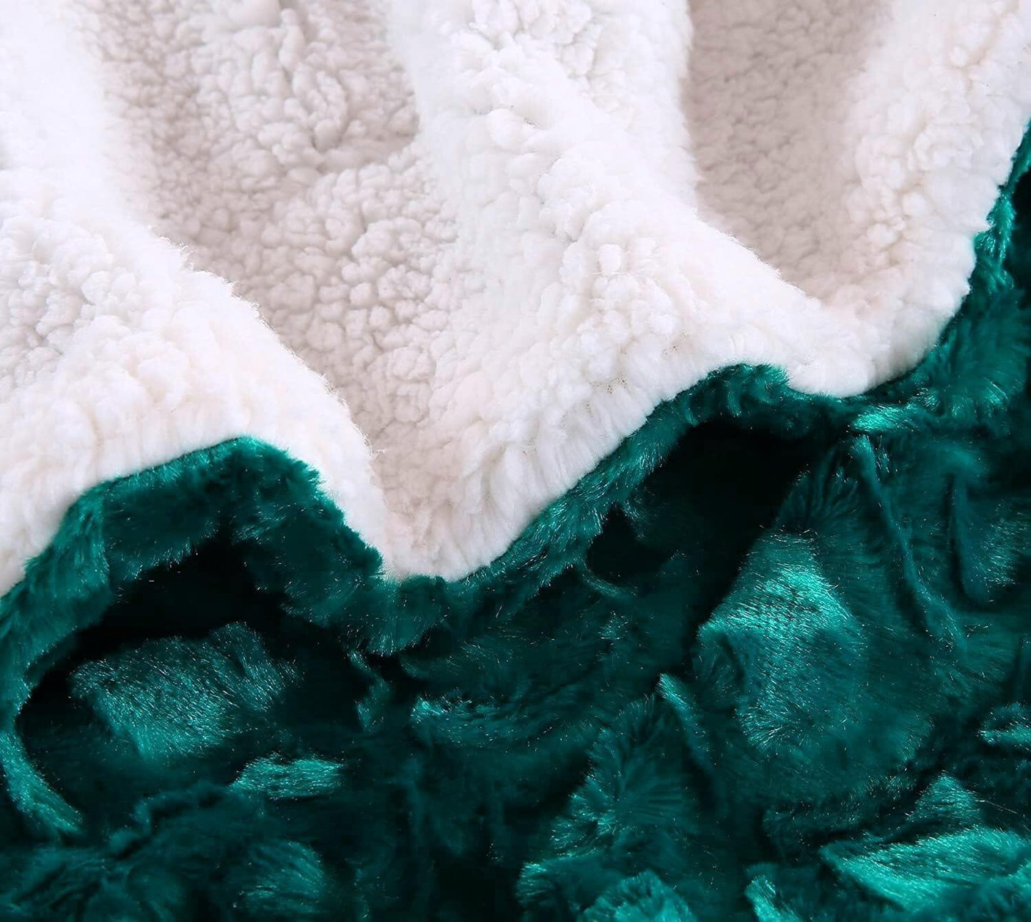 DaDa Bedding Emerald Green Blue Faux Fur Sherpa Throw Blanket