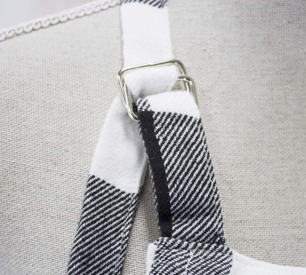 Fennco Styles Black and White Buffalo Check Plaid Cotton Kitchen Home Apron (24" x 36")