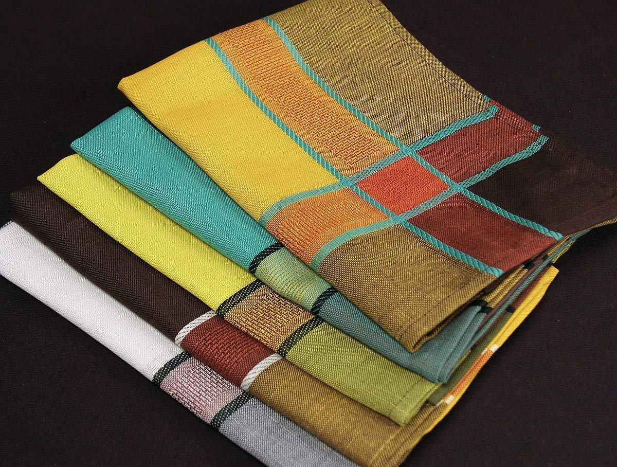 Maison Beaujard Collection Modern Provençal 20 x 20 Inch Cloth Napkins, Set of 4 – Marigold Plaid Dinner Napkins for Banquets, Family Dinners, Special Events and Table Décor
