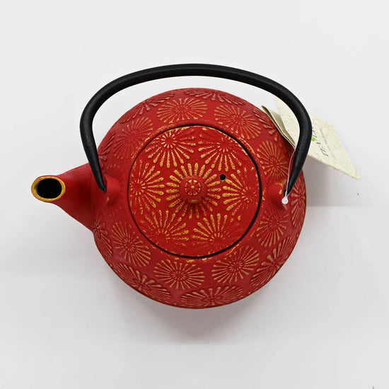 Red Kiku Chrysanthemum Design 40oz Cast Iron Tea Pot (1/8)