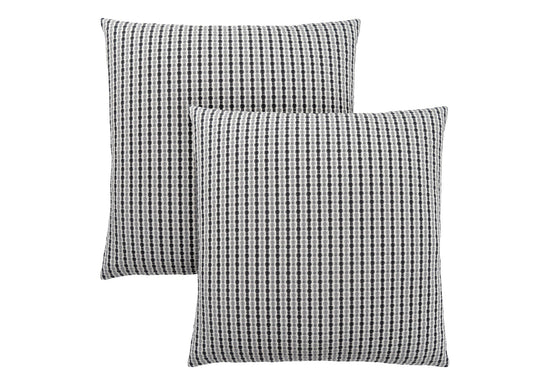 8th Street Square Decorative Throw Pillows with Insert