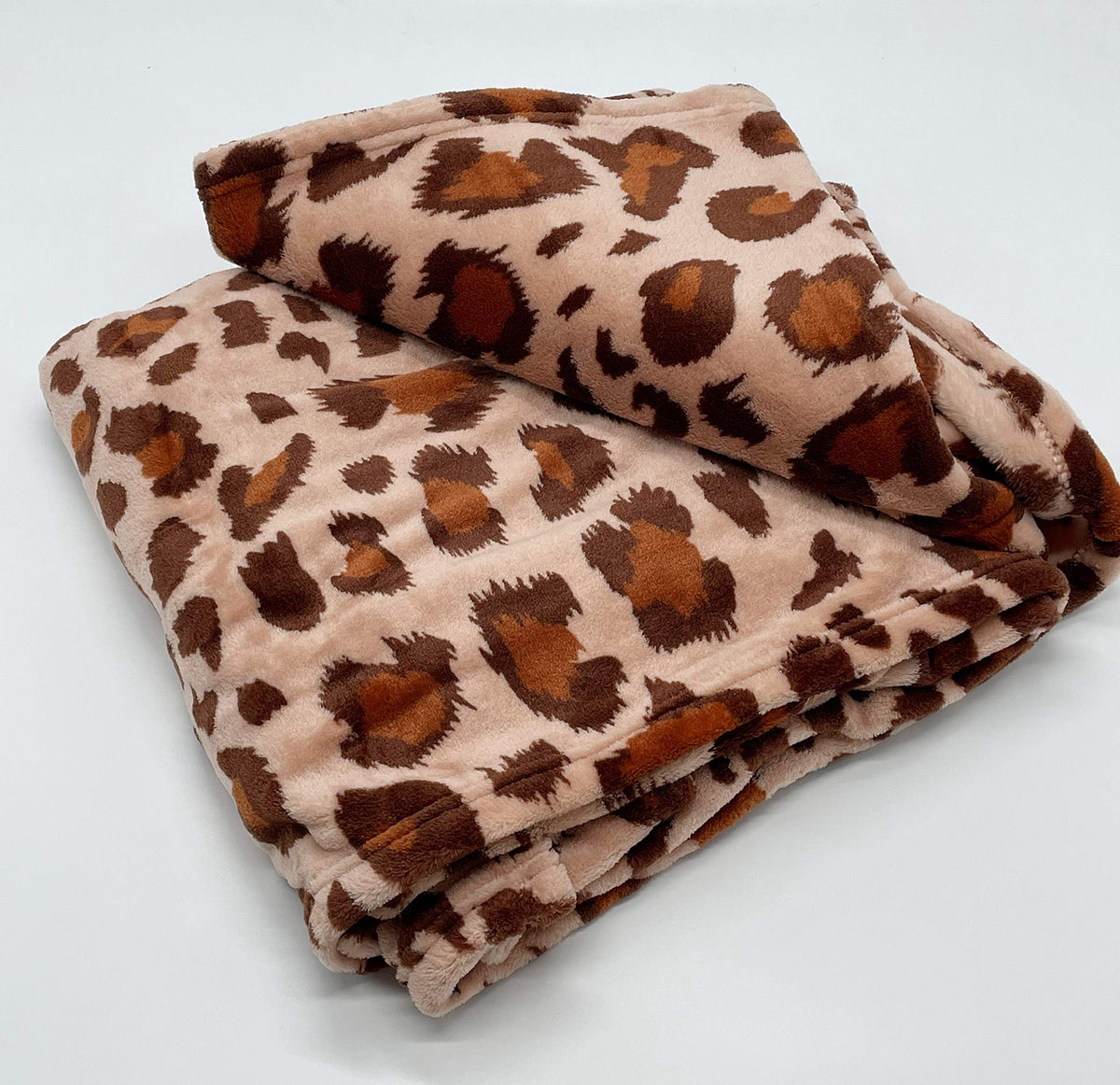Brown Cheetah Print Fleece Throw Blanket 50" W x 60" L - Brown Plush Blanket for Home, Sofa, Couch, Living Room and Bedroom Décor