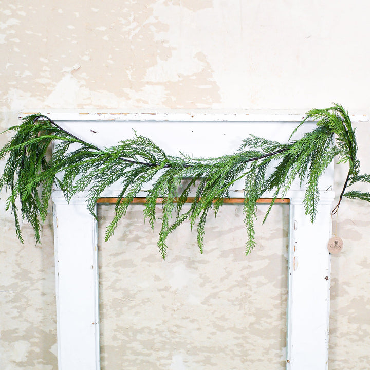 6 ft. Cedar Garland, evergreen home accent for fireplace, railing or entryway