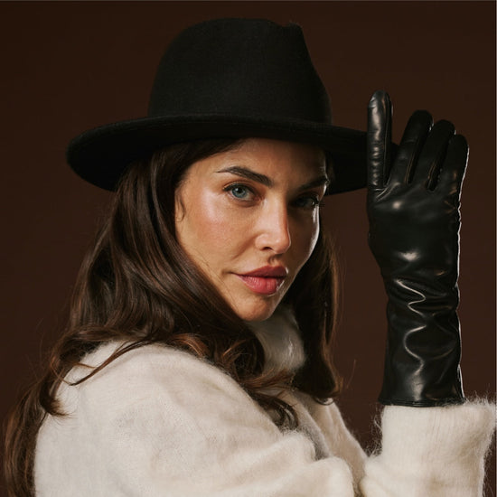 Camilla (black) - Italian long leather winter gloves with luxurious cashmere lining
