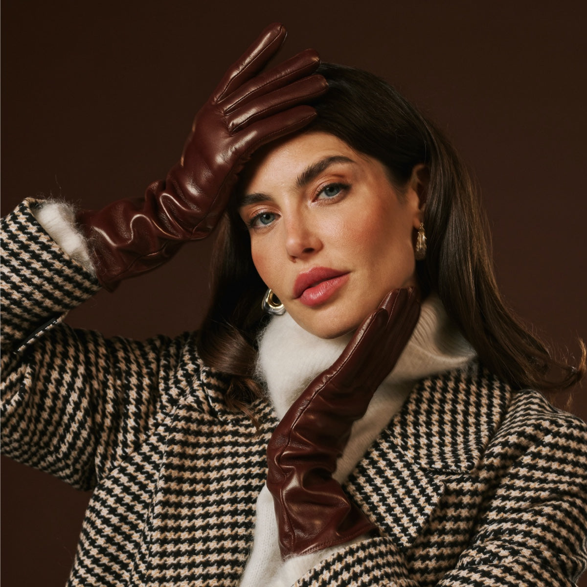 Camilla (brown) - Italian long leather winter gloves with luxurious cashmere lining