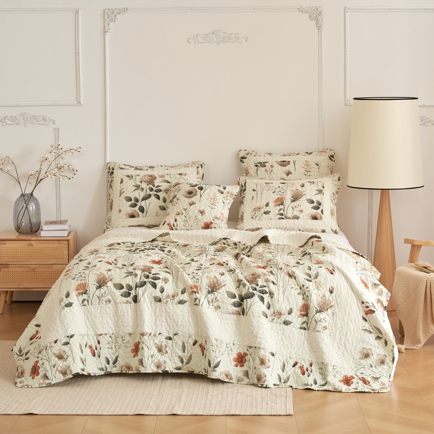DaDalogy Enchanted Meadow Floral Quilt Set - Beige Rose Green