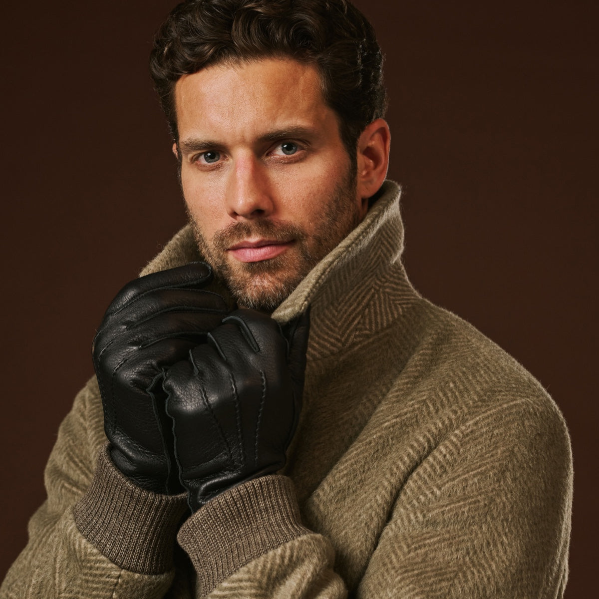 Diego (black) - Italian gloves made of American deerskin leather with rabbit fur lining