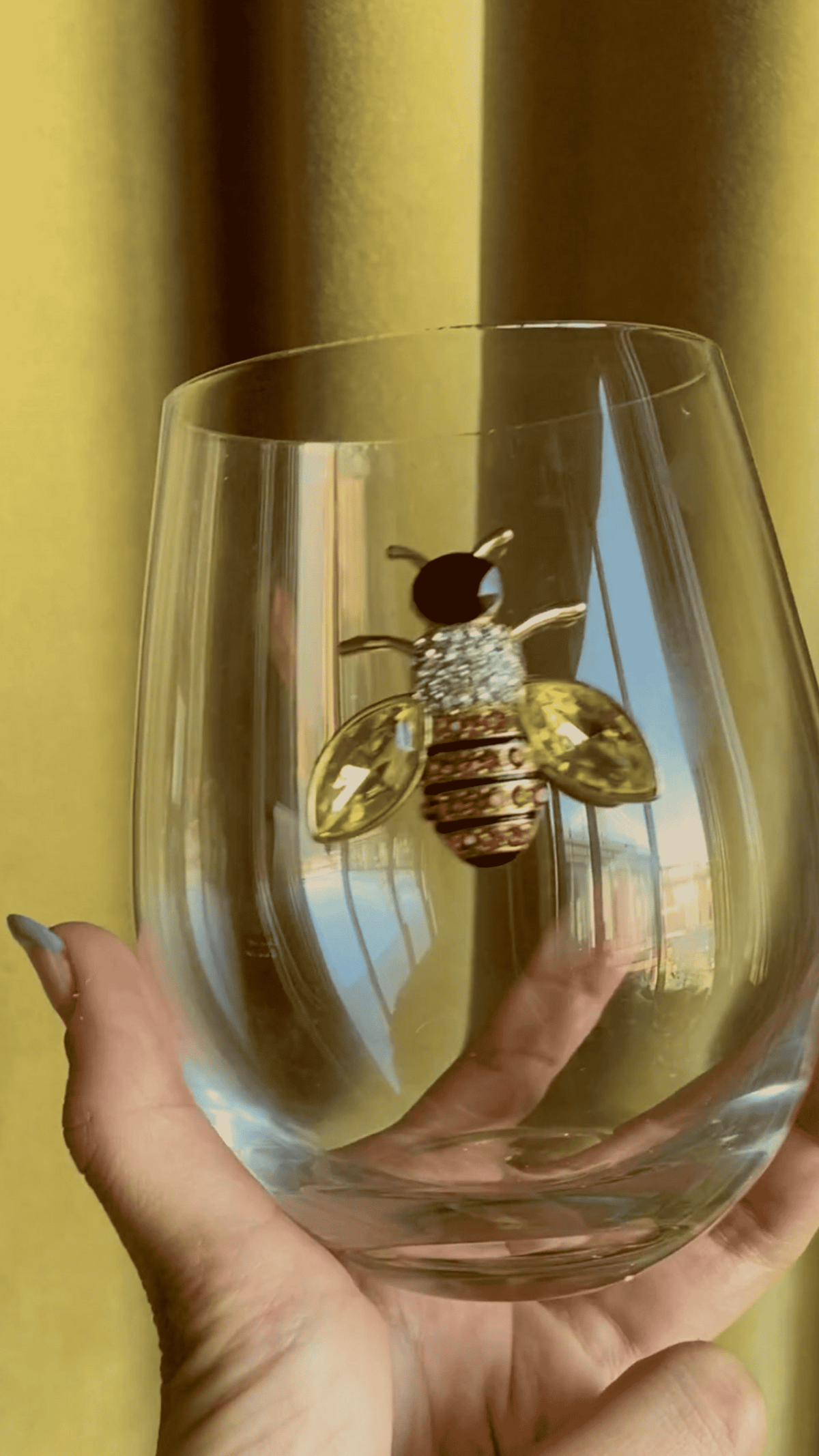 Jeweled Bee Stemless Wine Glasses