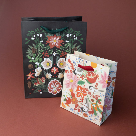 WINTER BOTANICALS | MEDIUM GIFT BAG