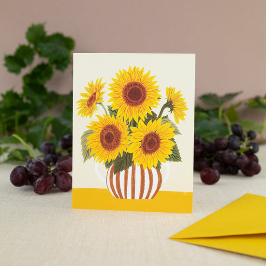 SUNFLOWER VASE | Greeting Card