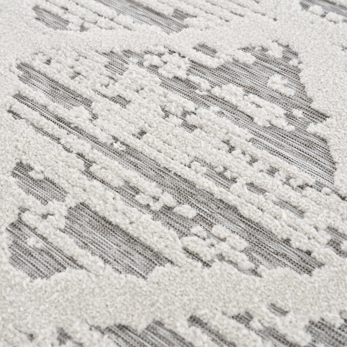 Gambang 3D Trellis Outdoor Area Rug - Clearance
