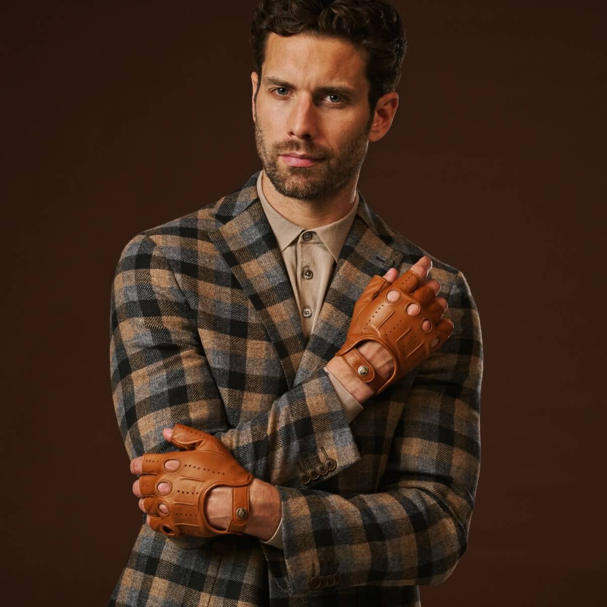 Giuseppe (cognac) - Italian lambskin fingerless leather driving gloves