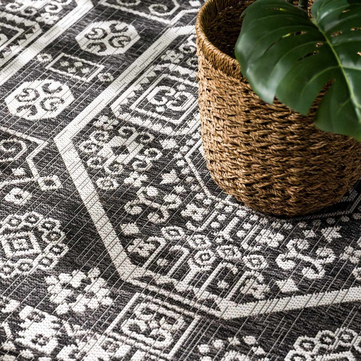 Kingscliff Nordic Outdoor Rug - Clearance