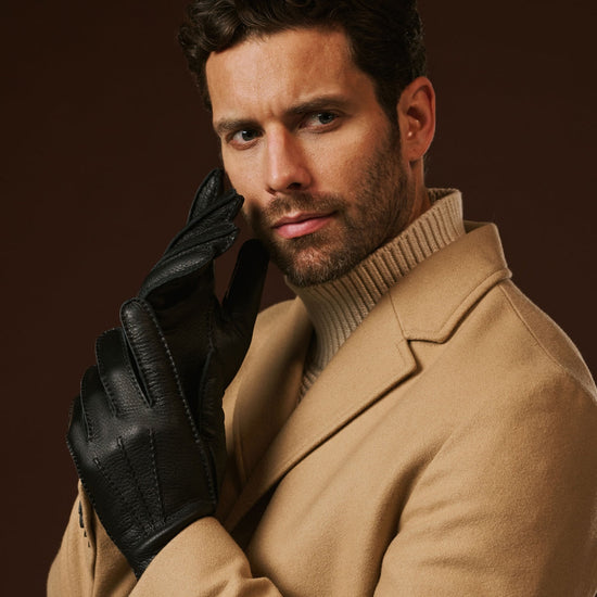 Matteo (black) - Italian gloves made of American deerskin leather with cashmere lining