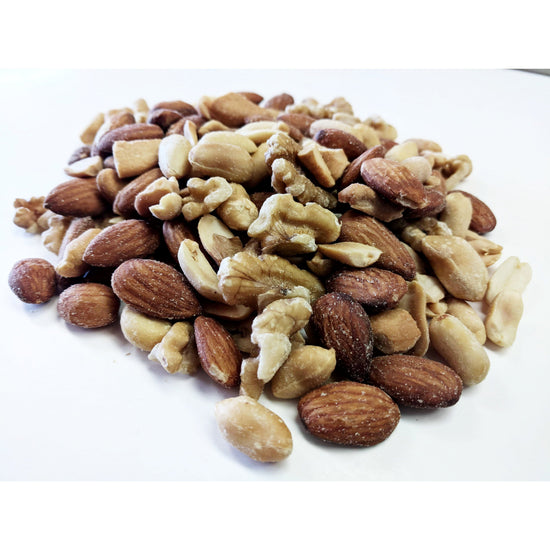 Mixed Nuts with Peanuts Salted