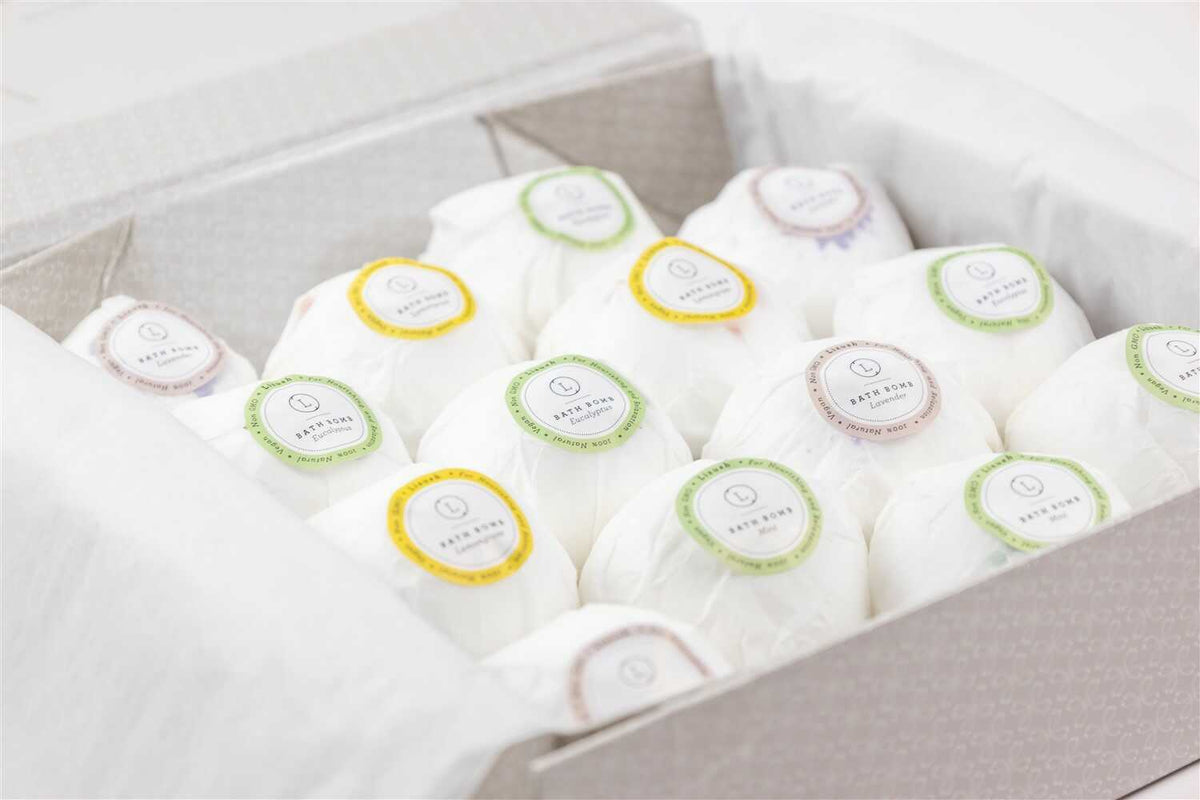 Natural Bath Bomb Gift Box – 14 Handmade Bath Bombs for a Spa Day