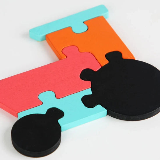 Montessori Wooden Animal Puzzle - Colorful 3D Tangram Learning Toy for Toddlers & Kids