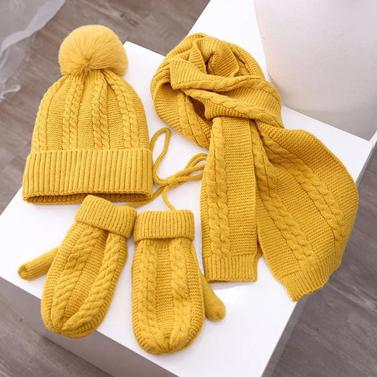 3PCS Winter Baby Hat, Scarf & Gloves Set – Plush Lining Beanie, Neck Warmer & Outdoor Caps for Boys & Girls (1-5 Years)
