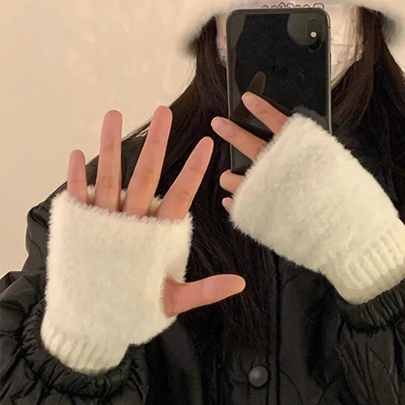 Women's Fingerless Gloves, Plush Warm Knitted Winter Mittens