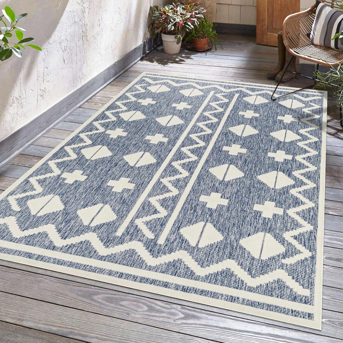 Elio Blue Outdoor Rug - Clearance