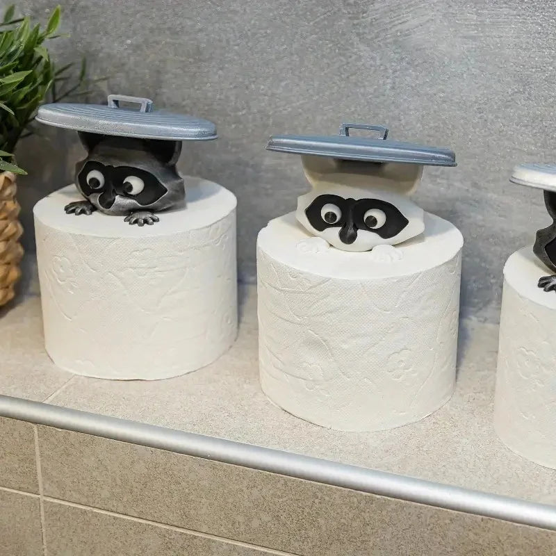 1Pc Adorable 3D Printed Raccoon Toilet Roll Paper Holder White Plastic Playful Bathroom Decor Tissue Holder with Lid Decoration
