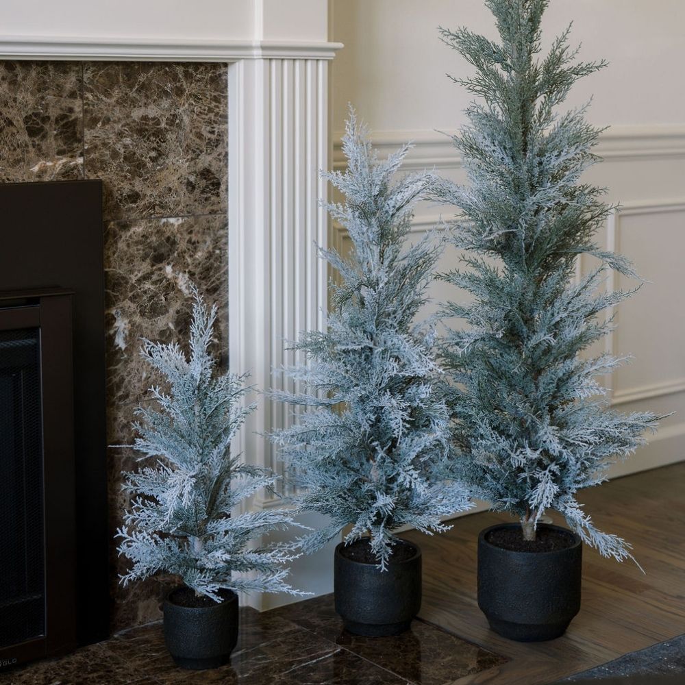 24" / 2' Flocked Cedar Tree Set
