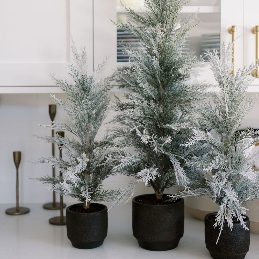 24" / 2' Flocked Cedar Tree Set