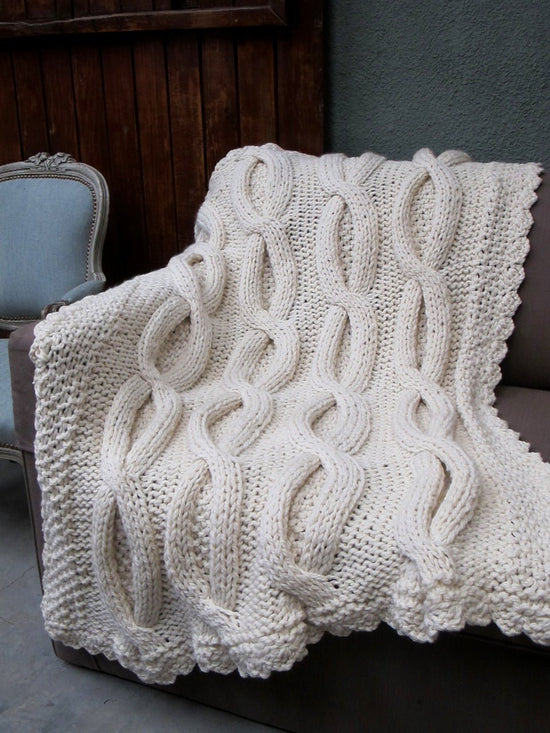 Shabby Chic Cable Knit Throw
