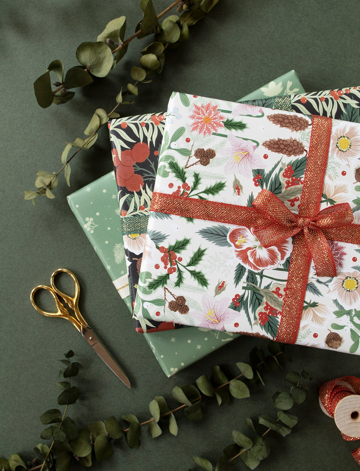 CHRISTMAS ROSE | Double Sided Gift Wrap