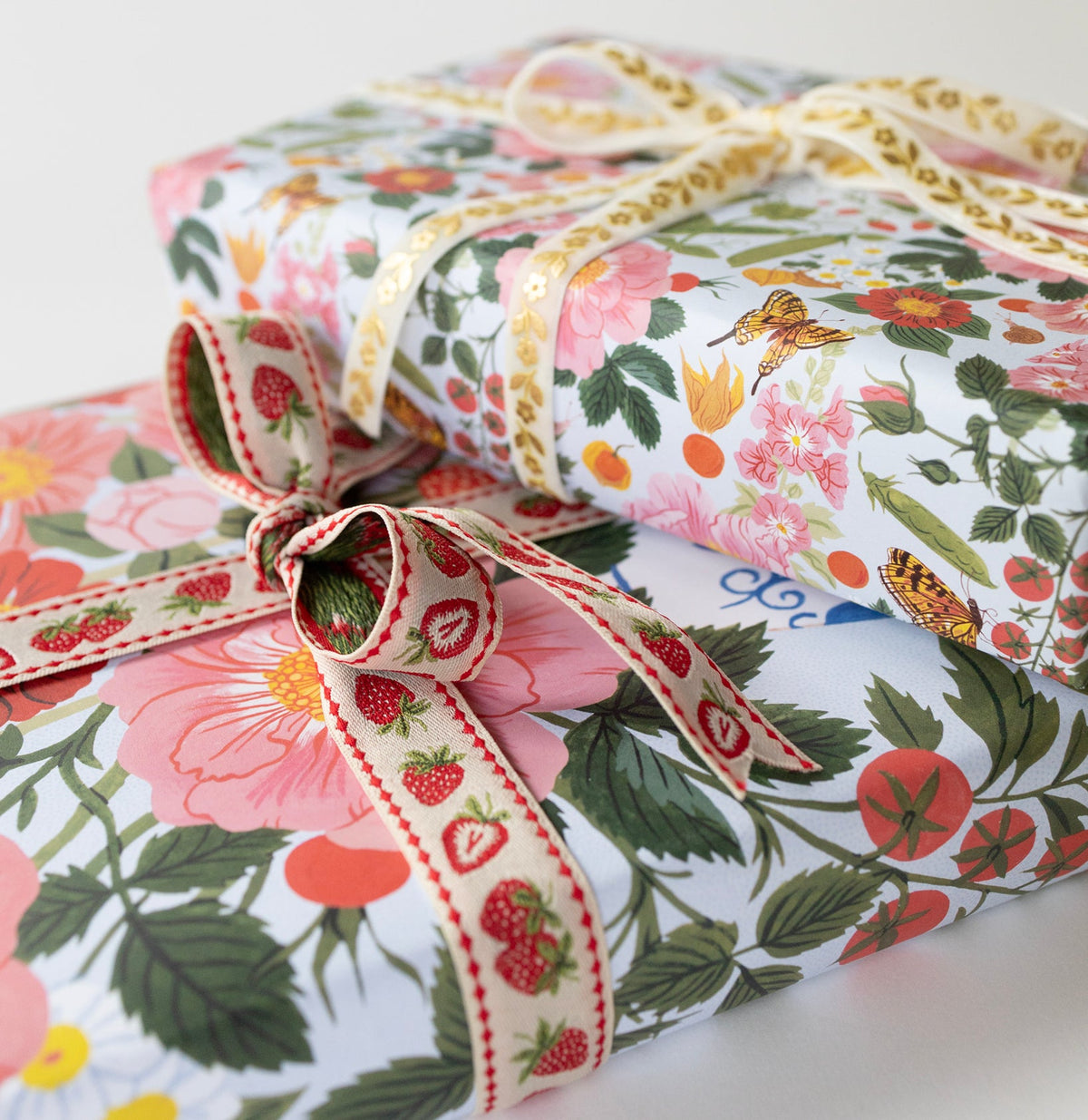 GARDEN VASE | Double Sided Wrapping Paper