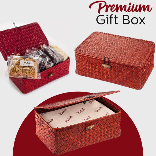 Old Fashioned Gourmet Wicker Basket