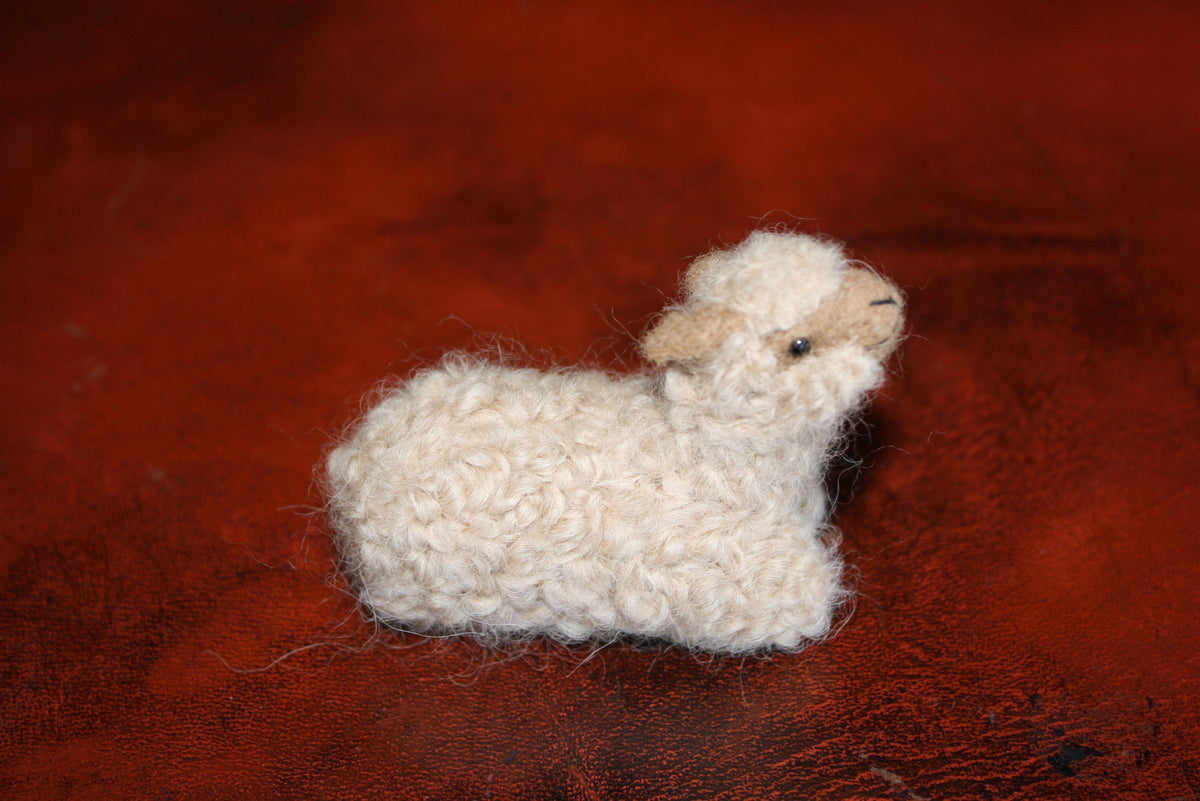 Alpacadorable Cria Hand Made Baby Alpaca Ornaments — Christmas ornament for tree display and holiday gifting seasonal decorating choice