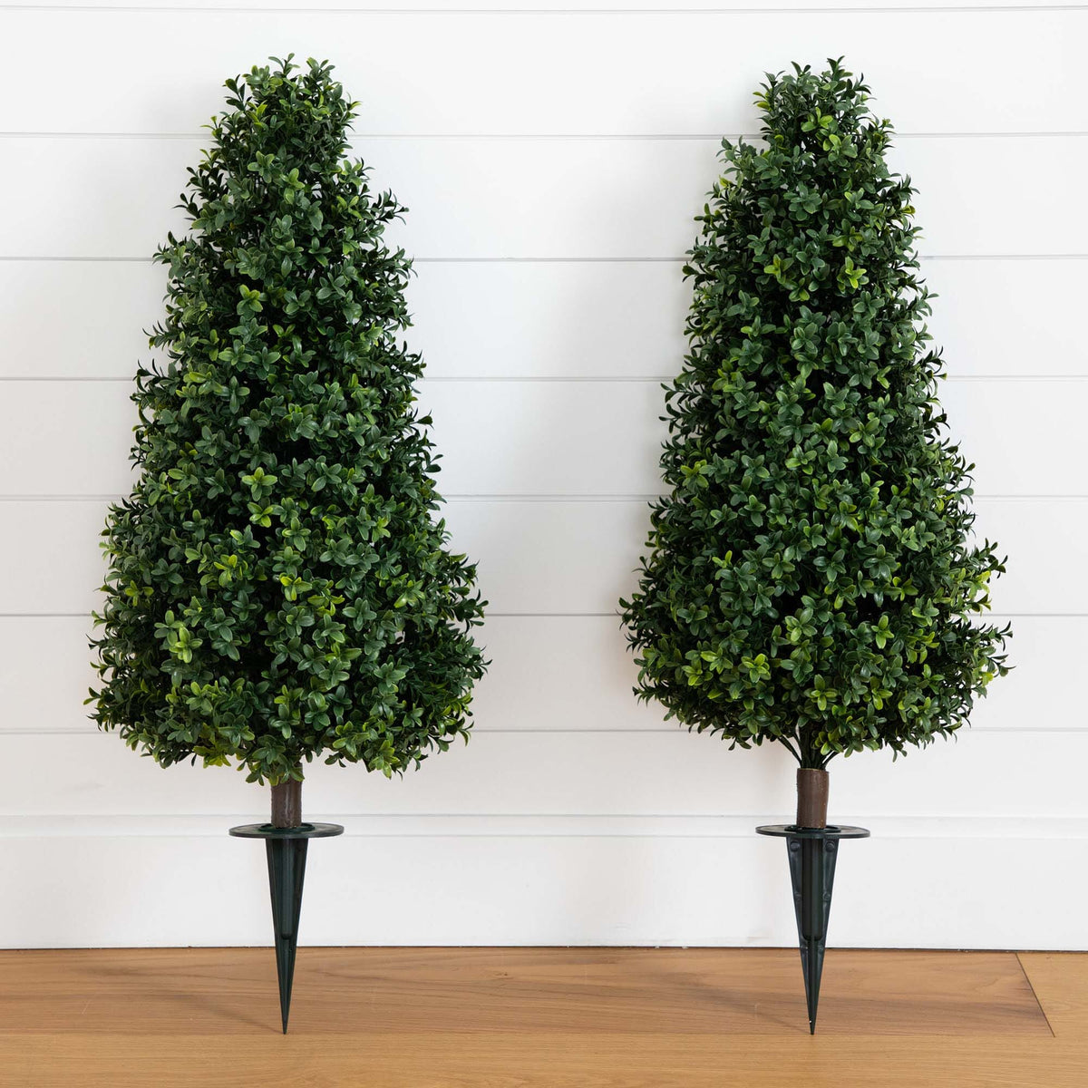 3' UV Resistant Artificial Boxwood Plant with Integrated Ground Stake (Indoor/Outdoor) — faux plant accent for living room office and home decor