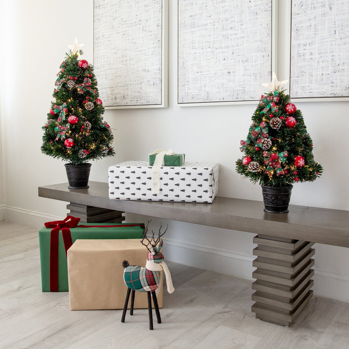 36" Pre-Lit Fiber Optic Cosmopolitan Star Topped Artificial Christmas Tree with Decorative Planter, decorative Christmas tree for home and seasonal holiday d...