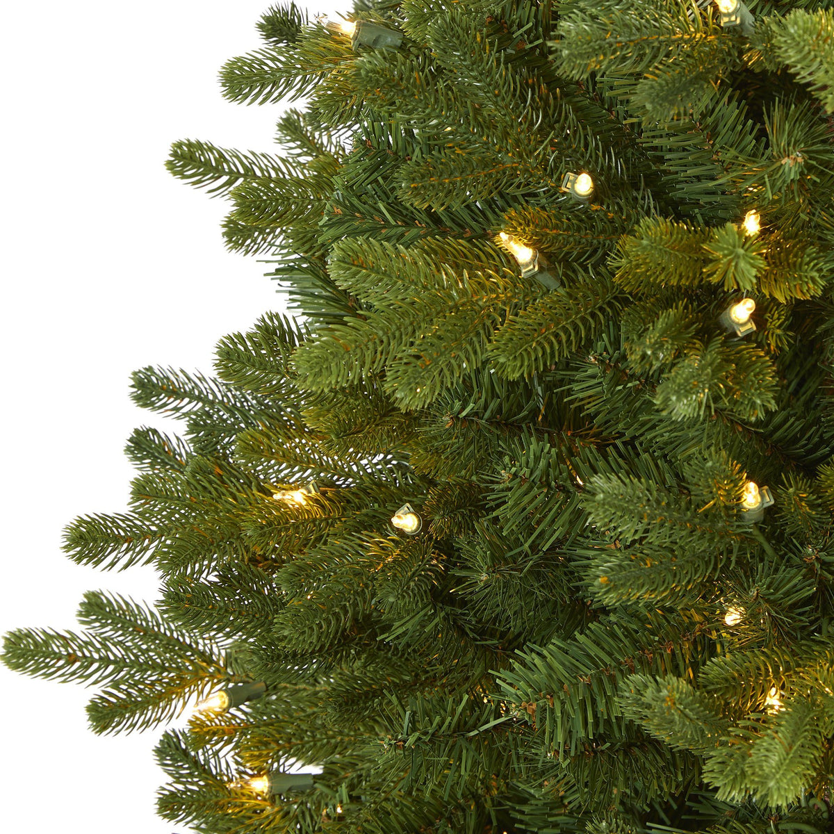 5.5' Washington Fir Artificial Christmas Tree with 300 Clear Lights and 672 Bendable Branches, holiday tree for festive indoor Christmas decorating
