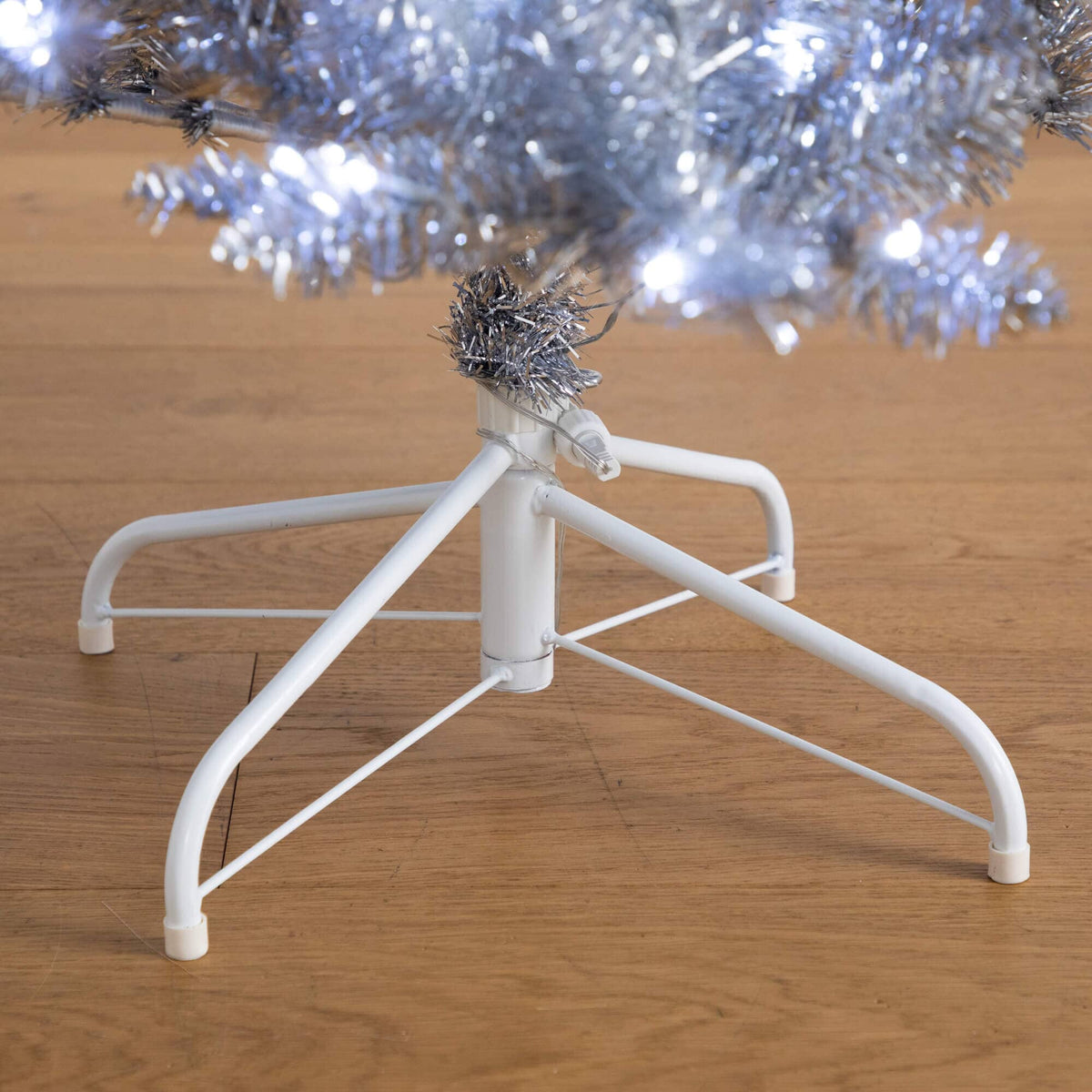 6' Artificial Silver Christmas Tree with 300 Cool White LED Lights, Christmas tree for living room, entryway or seasonal display