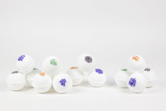 Lavender Bath Bomb & Shower Steamer Gift Box