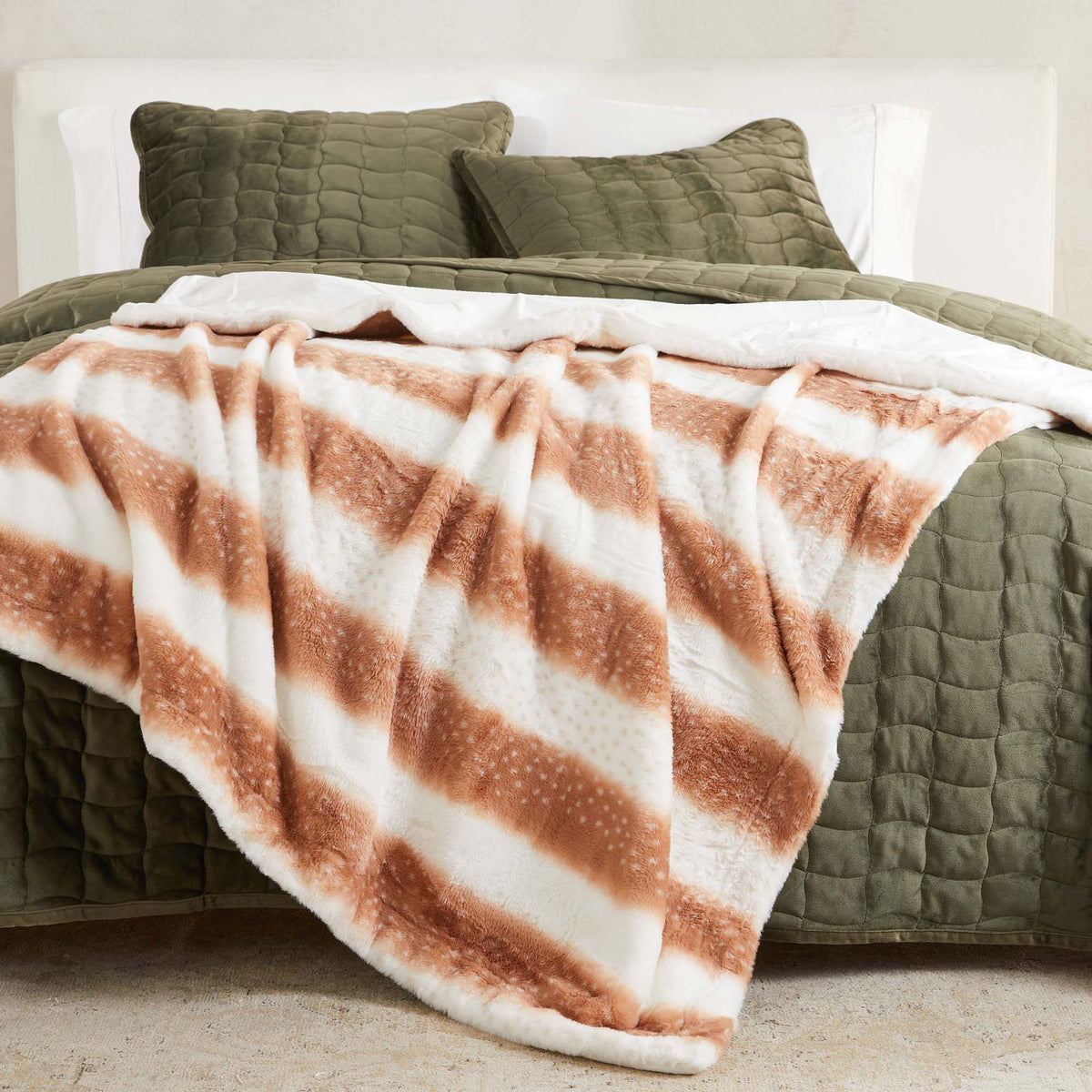 Faux Fur Printed Throw Blanket - Aaliyah Collection
