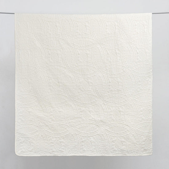 Oversized Medallion Quilt Set - Clara Collection