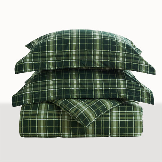 Reversible Christmas Comforter and Sham Set - Holiday / Lodge Odette Collection
